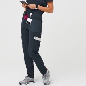 Figs women's Dark Harbor Mundri Scrub Pants